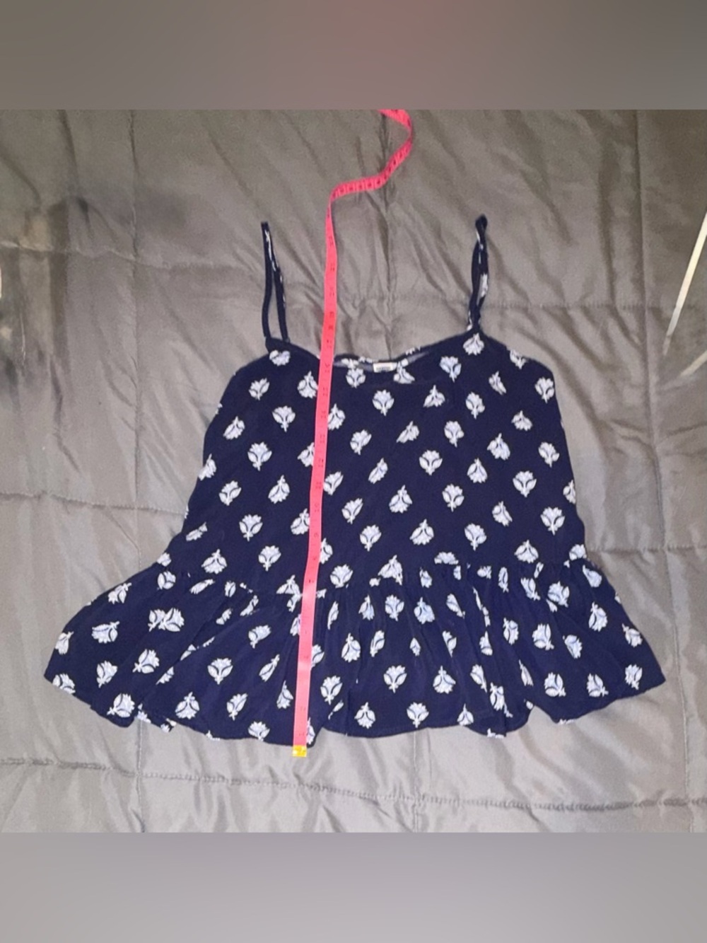 Old Navy Navy Blue Floral Peplum Cami Tank Top Size Small Flowy - Picture 6 of 6